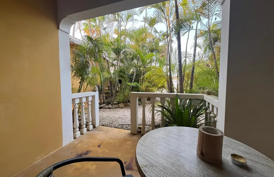 The Dive Hut - Boutique Apartments-1